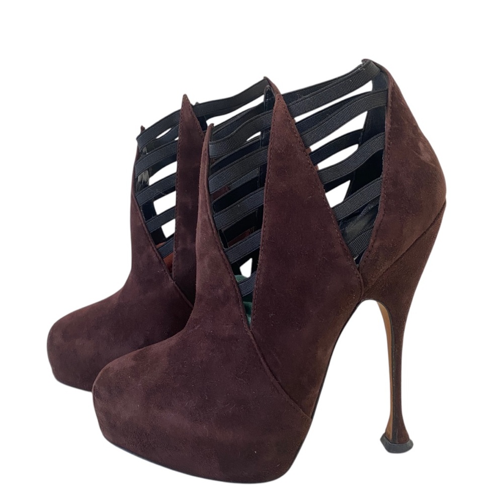 Brian Atwood "Supercharged 140"  stiletto Bootie heels sz 37 / 6.5 - suede -